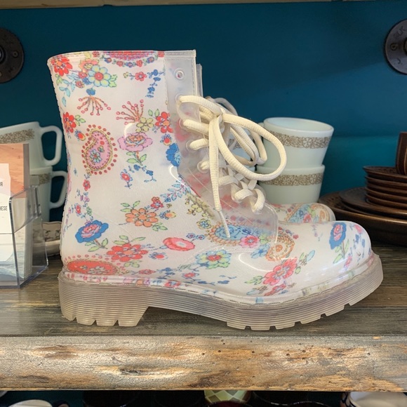 Gossip Shoes - ‘Gossip’ Lace Up Combat Jelly Boots